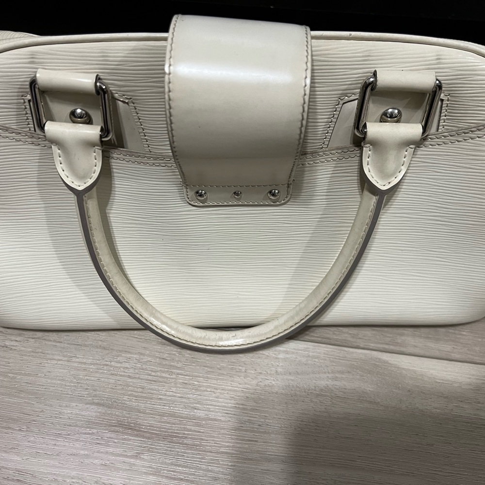 Authentic Louisvuitton - Picture 2 of 8